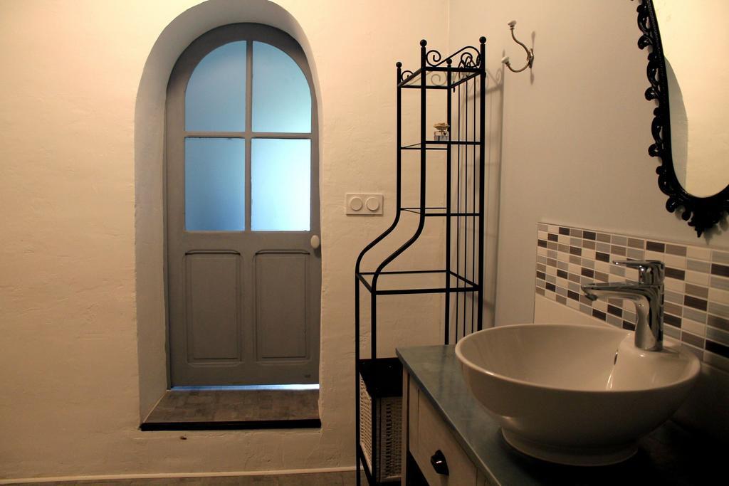 Mas De La Douceur Bed and Breakfast Saint-Andiol Δωμάτιο φωτογραφία