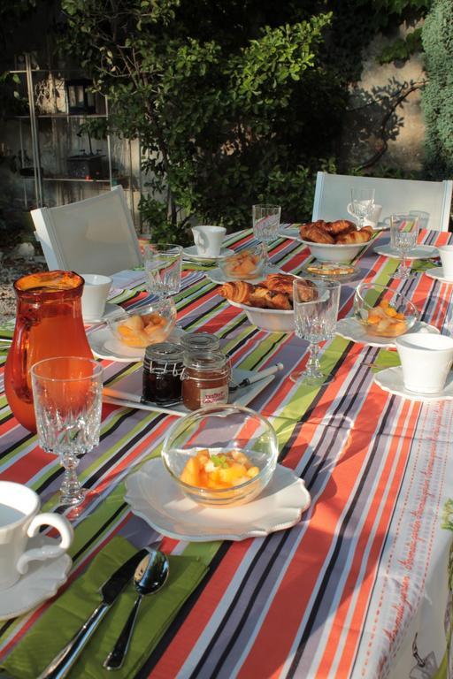 Mas De La Douceur Bed and Breakfast Saint-Andiol Εξωτερικό φωτογραφία