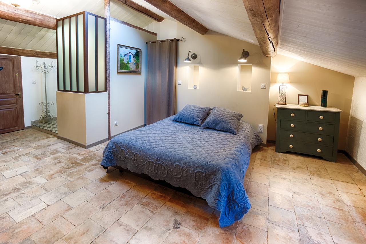 Mas De La Douceur Bed and Breakfast Saint-Andiol Εξωτερικό φωτογραφία