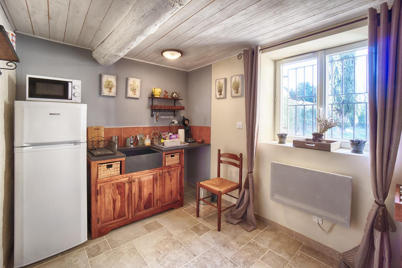 Mas De La Douceur Bed and Breakfast Saint-Andiol Εξωτερικό φωτογραφία