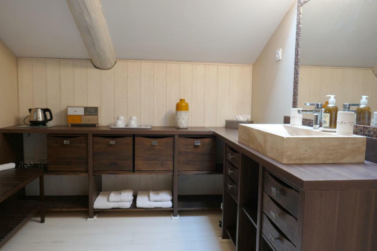 Mas De La Douceur Bed and Breakfast Saint-Andiol Εξωτερικό φωτογραφία